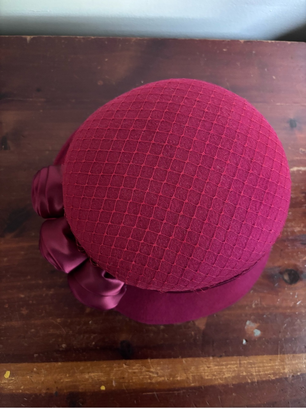 Plum Cloche Hat Satin Rose Vintage 1960s Feminine Elegant 100% Wool Made in USA - Picture 2 of 6